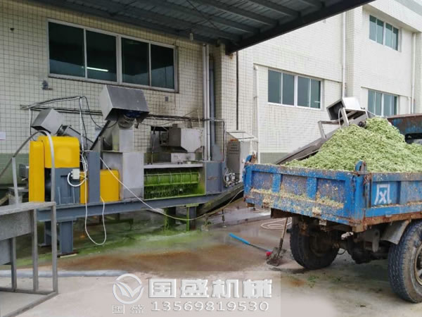 厨余好色先生污污压榨机现场图